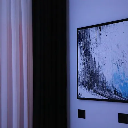 Dark Boutique Shkoze (Tirana)