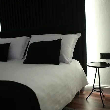 Dark Boutique 4* Shkoze (Tirana)