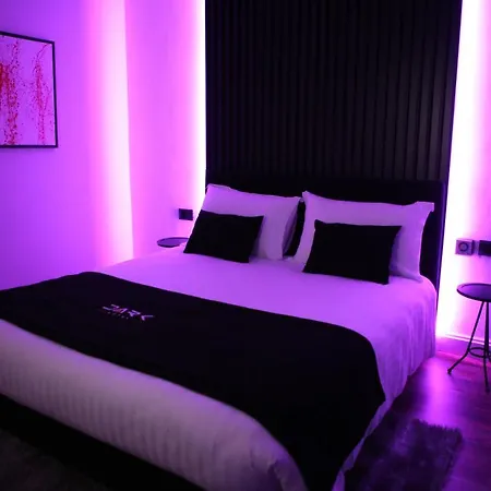 Dark Boutique Hotel 4*
