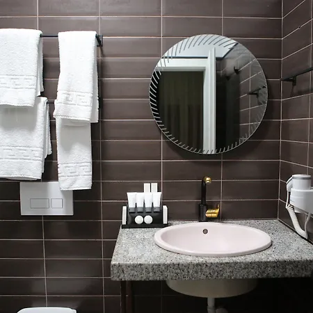 酒店 Dark Boutique Shkoze (Tirana)