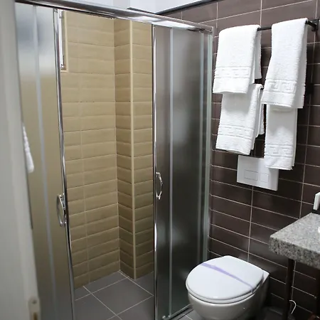 酒店 Dark Boutique Shkoze (Tirana)