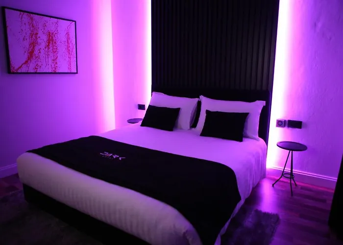 Dark Boutique Hotel 4*