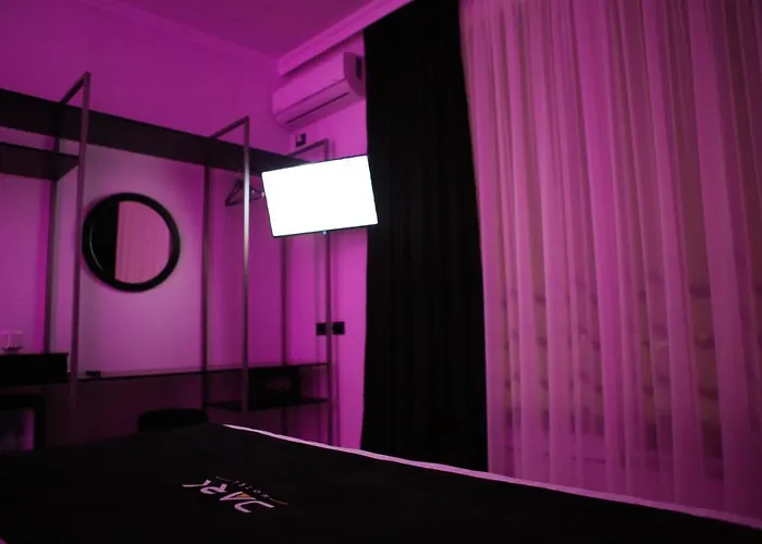 Dark Boutique 4*
