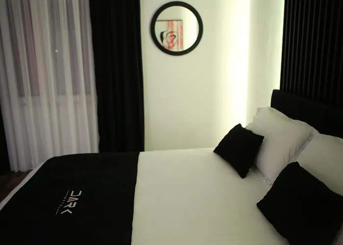 Dark Boutique 4* Shkoze (Tirana)