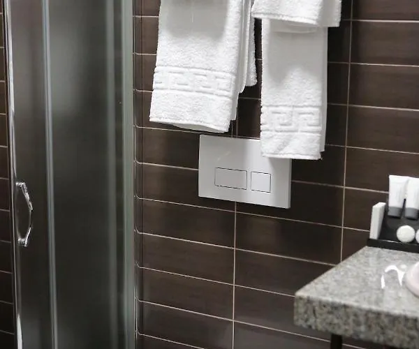 Dark Boutique Shkoze (Tirana)