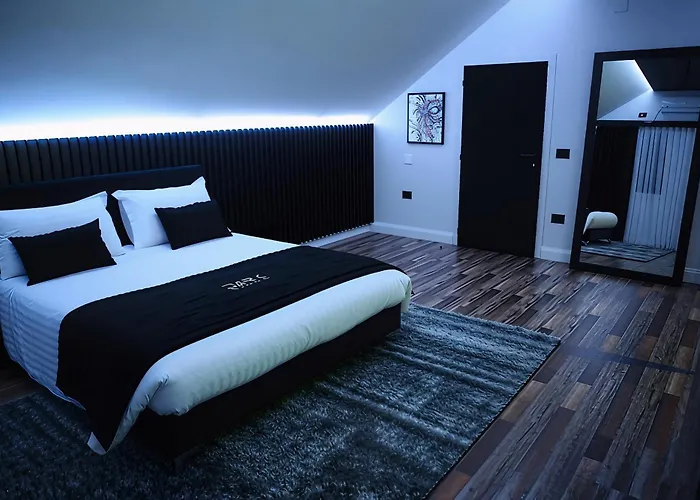 Dark Boutique Hotel 4*