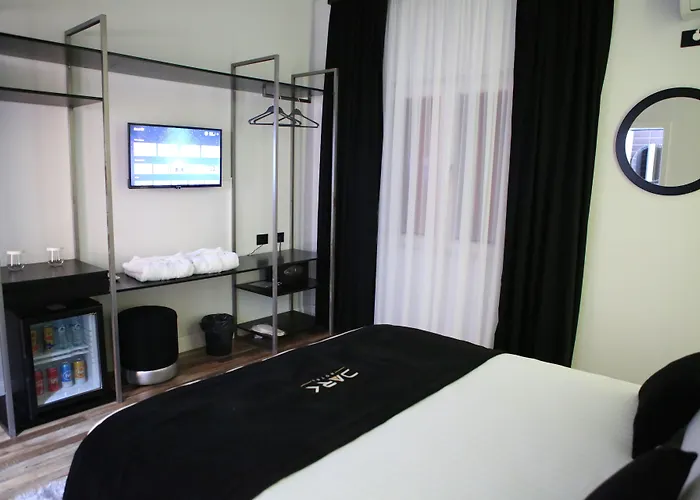 Dark Boutique Hotel 4*