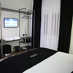 Dark Boutique Hotell 4*