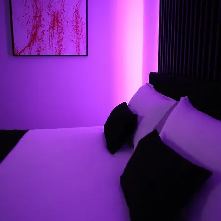 Dark Boutique Hotel