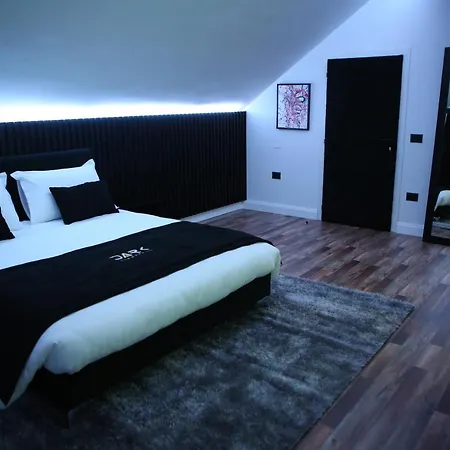 Dark Boutique Hotel Shkoze
