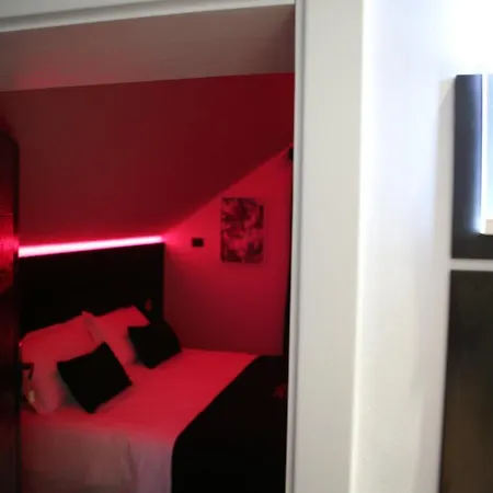 Dark Boutique 4* טיראנה
