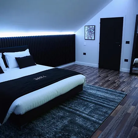 Dark Boutique Hotell 4*