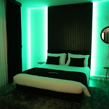 Dark Boutique Shkoze (Tirana)