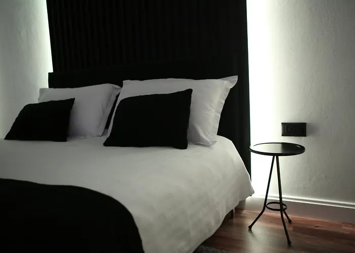 Dark Boutique 4* Shkoze (Tirana)