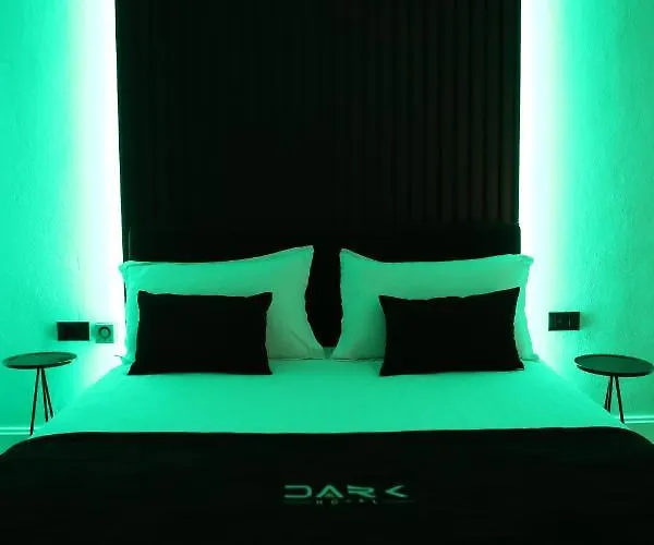 Ξενοδοχείο Dark Boutique