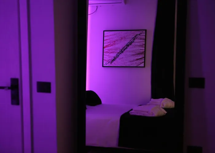 Dark Boutique 4* Shkoze (Tirana)